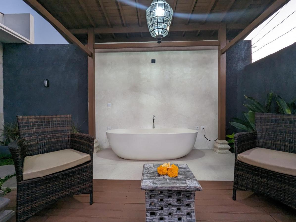 Villa Na-Na Ubud Zewnętrze zdjęcie